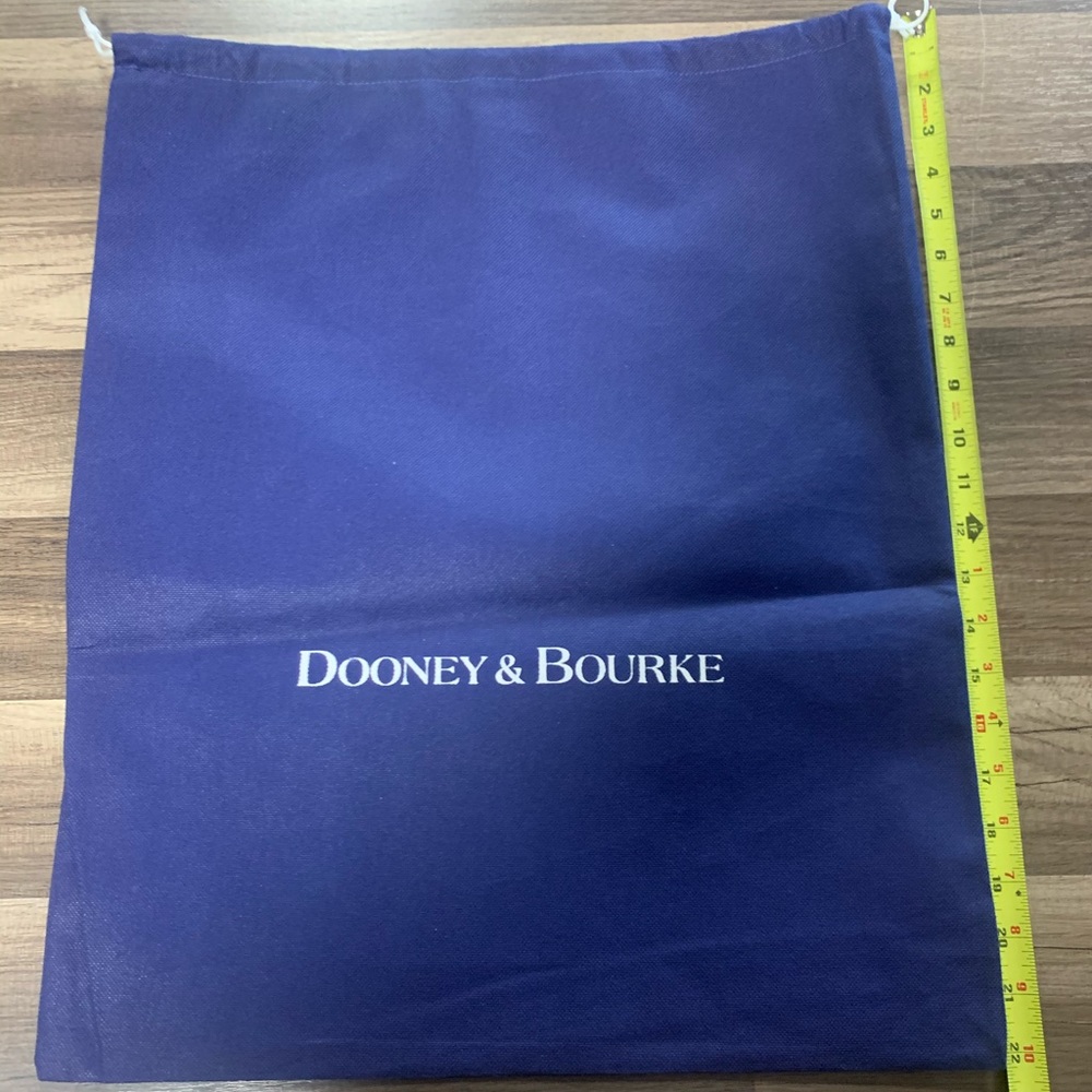 DOONEY AND BOURKE DUST!!!!! Selling in 100 packs!!